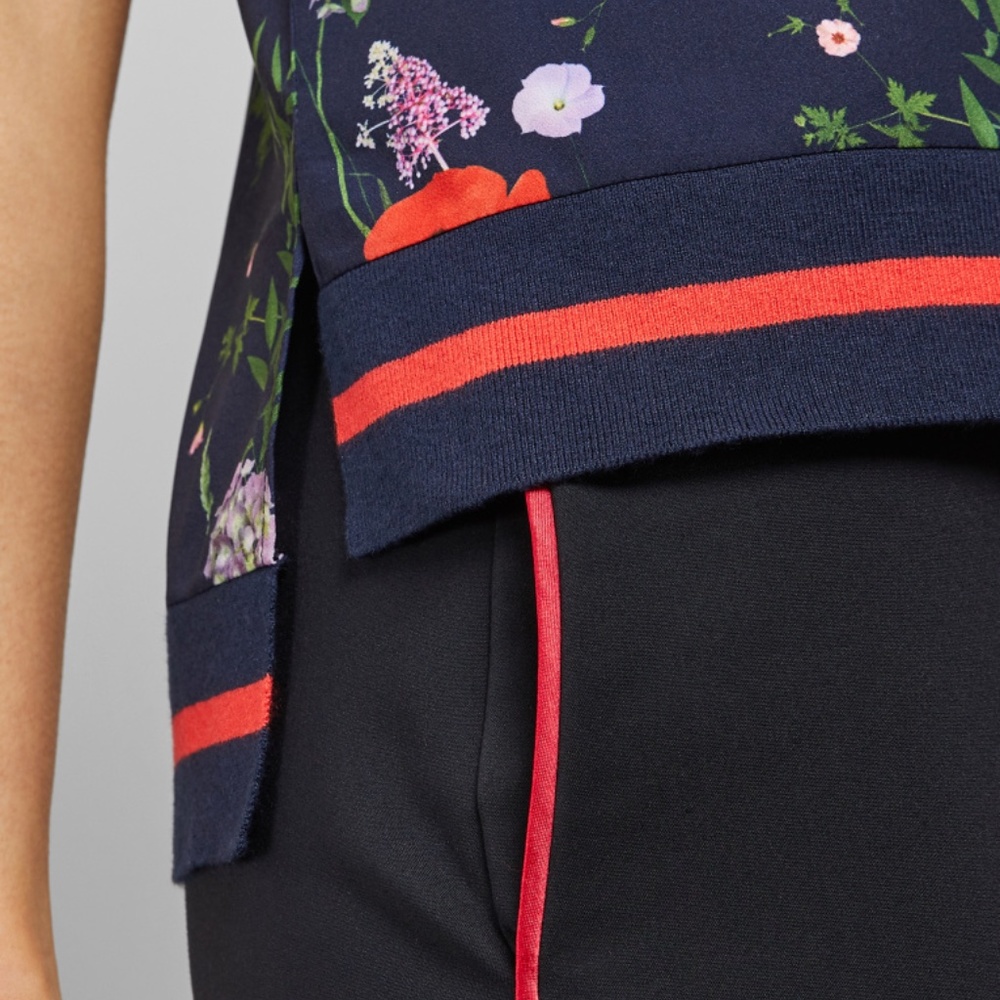 Ted Baker Namib Hedgerow Floral Sleeveless Blouse - Picture 5 of 6